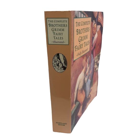 Vintage 1981 The Complete Brothers Grimm Fairy Tales Paperback Book Illustrated - Picture 2 of 3